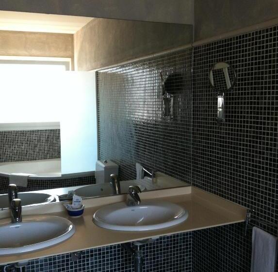 Полулюкс, Haromar