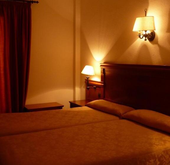 Номер Стандарт Трехместный, Haromar