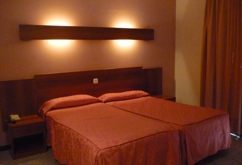 Номер Стандарт Трехместный, Haromar