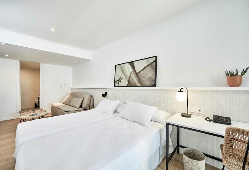 غرفة قياسية ثلاثية مزودة بشرفة, Hm Dunas Blancas