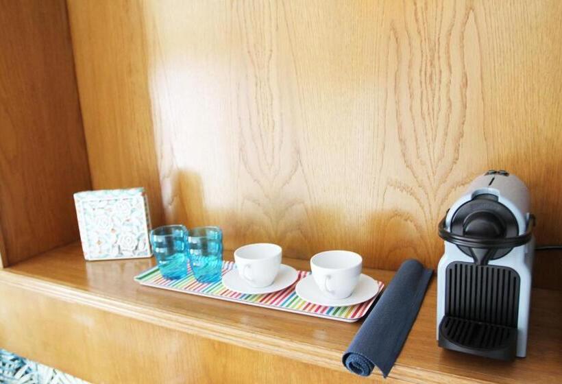 חדר סופריור עם מיטת קינג, Hugo Beach