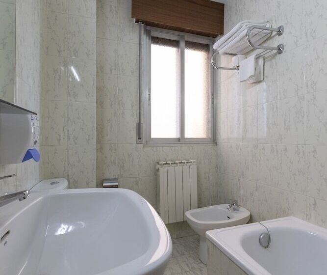 اتاق استاندارد سه نفره, Las Vegas