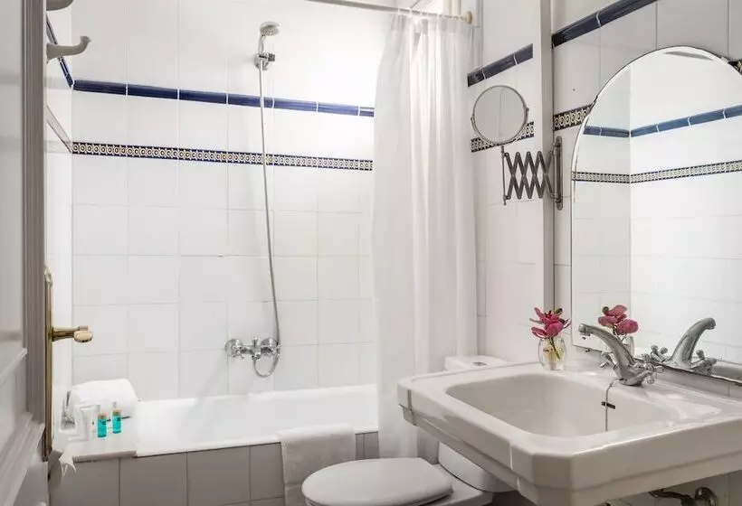 Quarto standart com terraça, Medium Renaixença