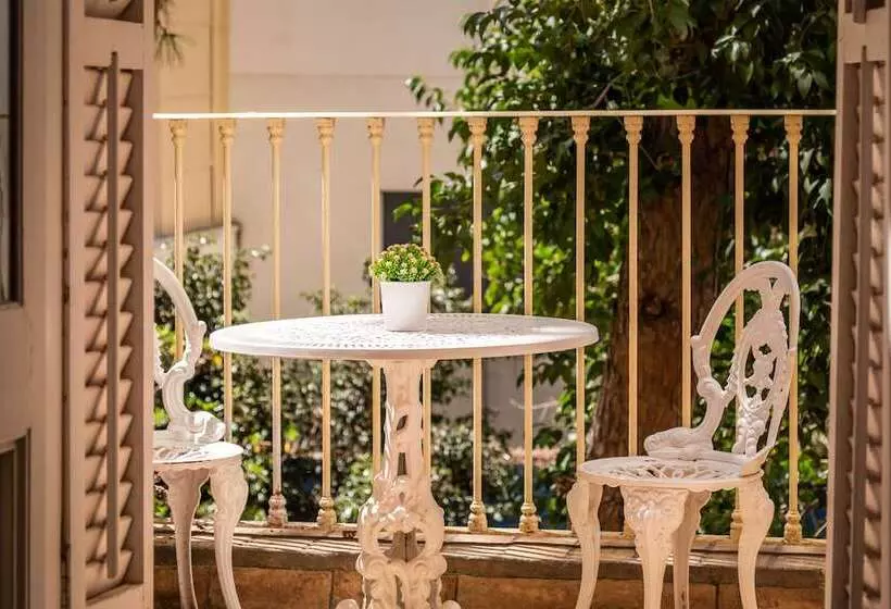 Quarto standart com terraça, Medium Renaixença