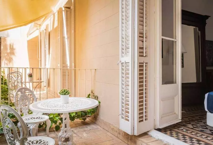 Quarto standart com terraça, Medium Renaixença