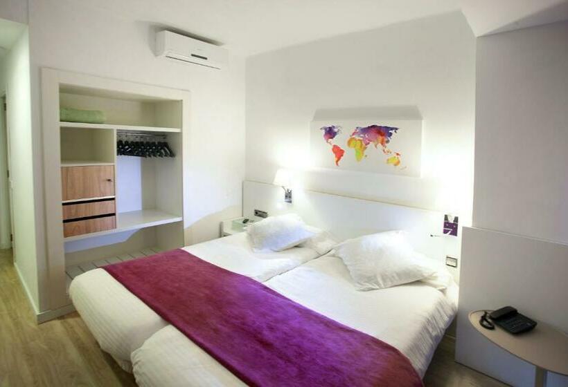 اتاق استاندارد با بالکن, Morlans Garden