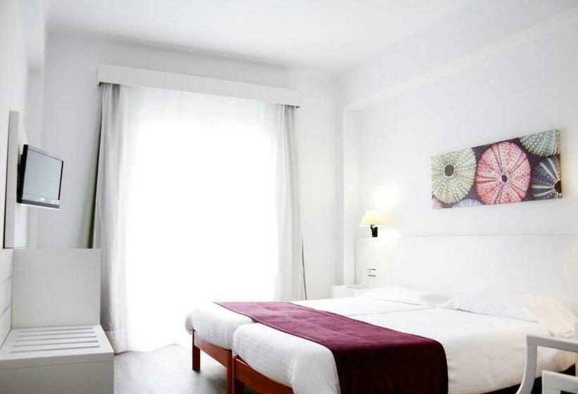 اتاق استاندارد با بالکن, Morlans Garden