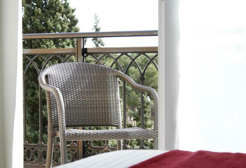 اتاق استاندارد با بالکن, Morlans Garden