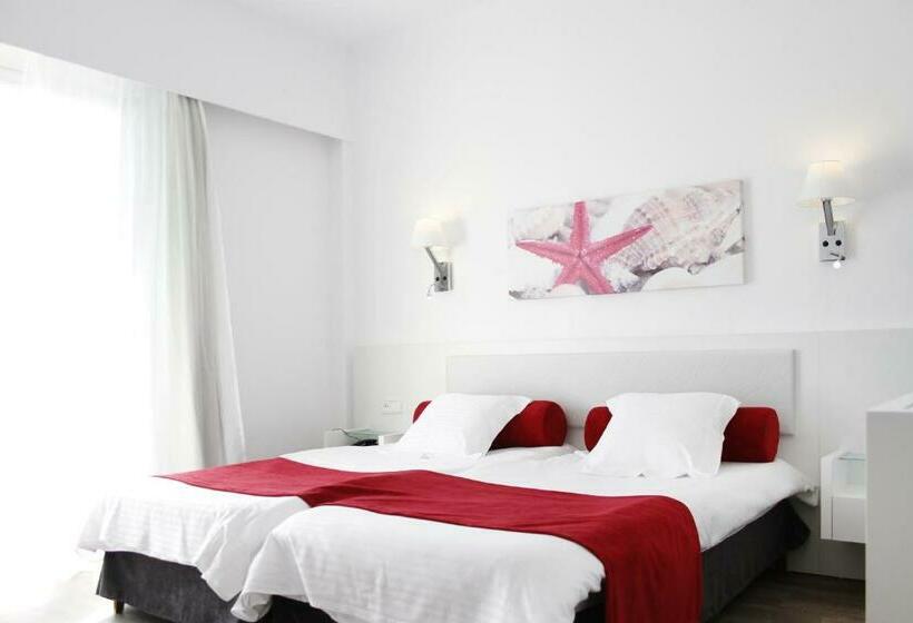 اتاق استاندارد یک تخته با بالکن, Morlans Garden