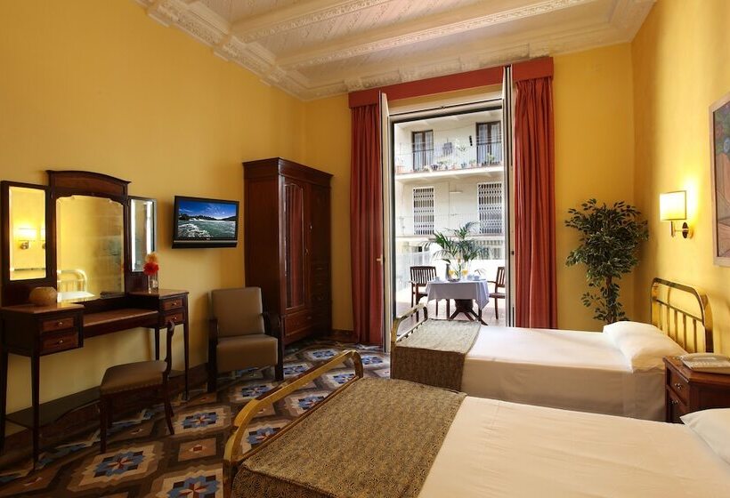 Номер Стандарт Трехместный, Nouvel