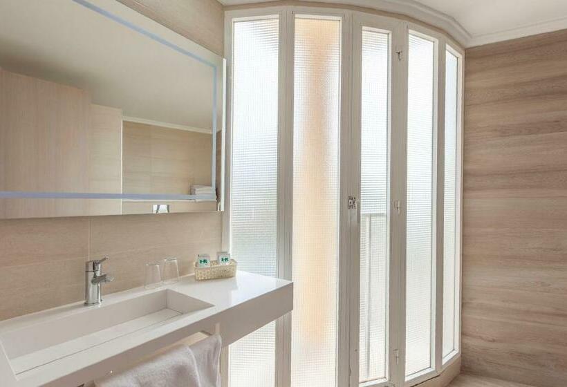 Четырехместный Номер Стандарт, Olympia Ronda Ii