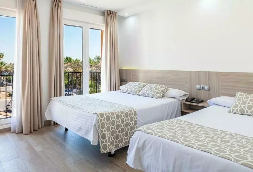 اتاق استاندارد چهار تخته, Olympia Ronda Ii