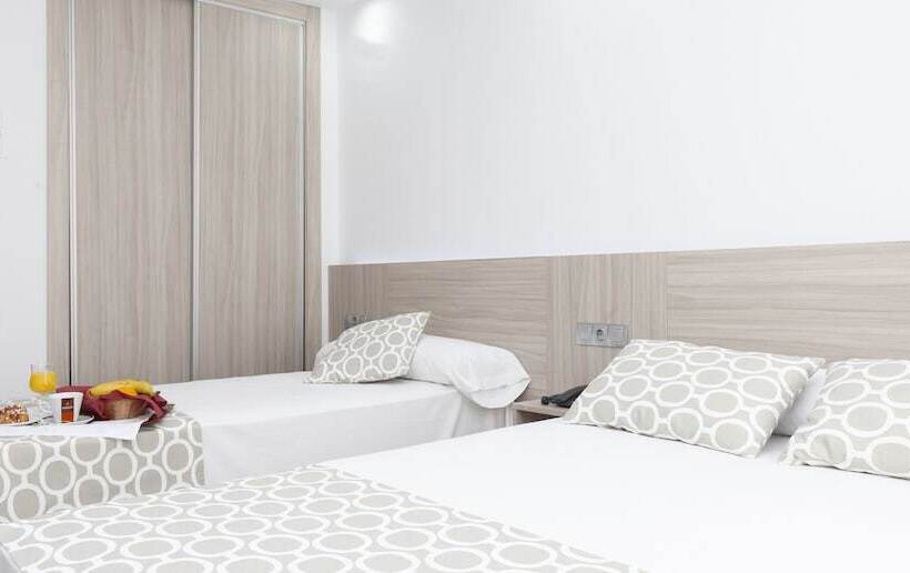 Четырехместный Номер Стандарт, Olympia Ronda Ii