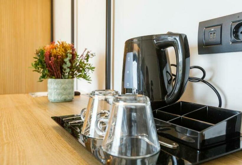 اتاق استاندارد با چشم‌انداز استخر, Paradiso Garden