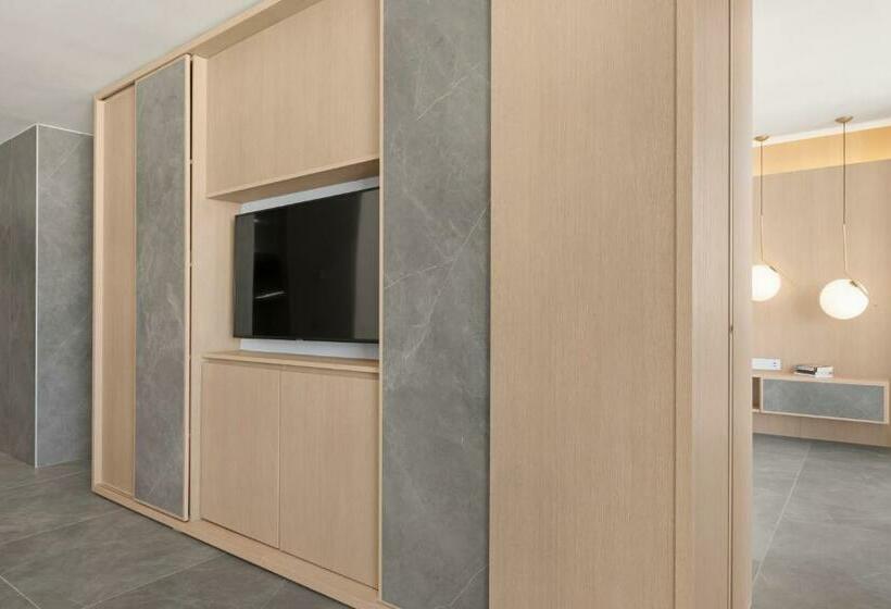 سوییت, Paradiso Garden