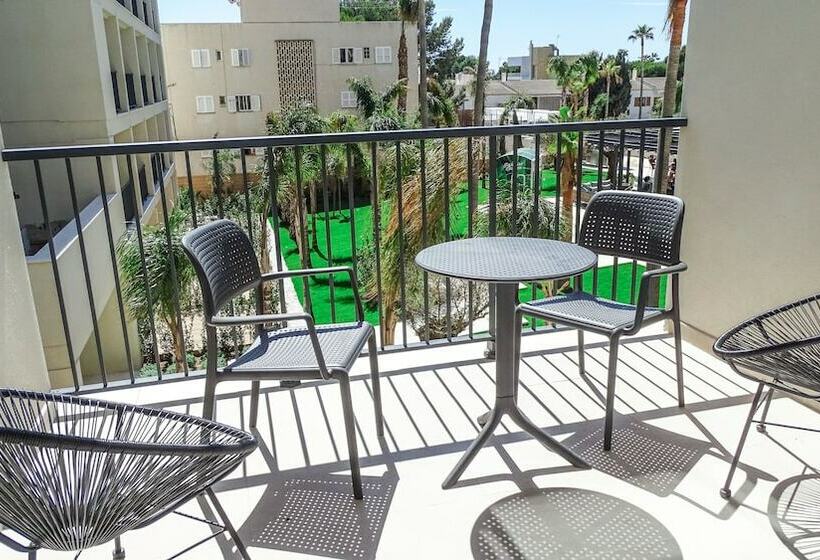 اتاق پرمیوم, Paradiso Garden