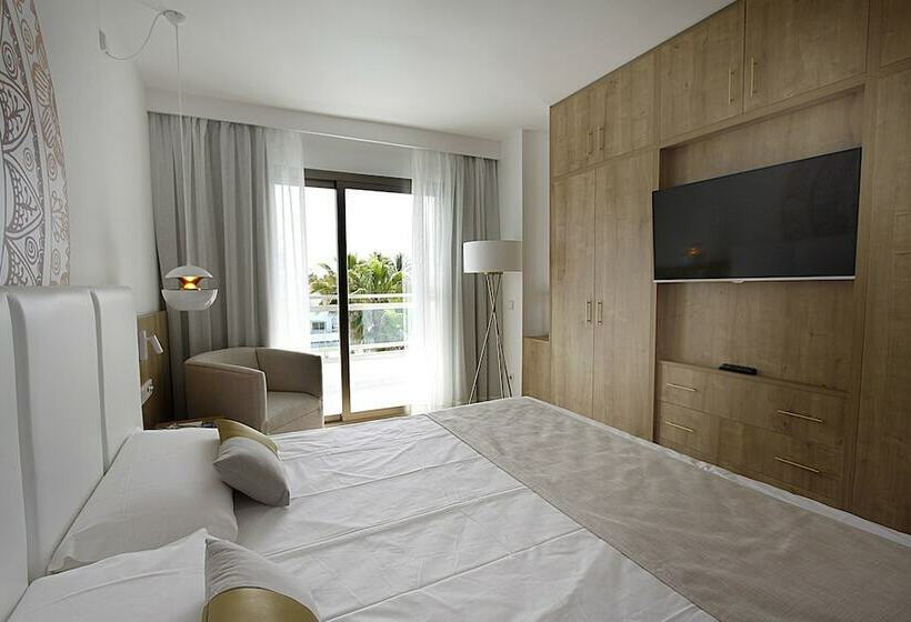 سوییت, Bg Rei Del Mediterrani