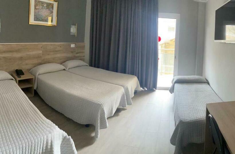 패밀리 룸, Reymar Playa