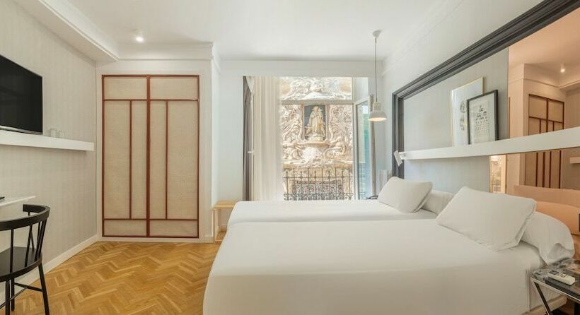 غرفة قياسية ذات إطلالة, SH Ingles Boutique