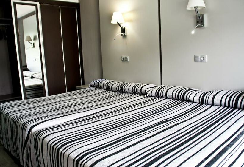 四人标准间, Summer