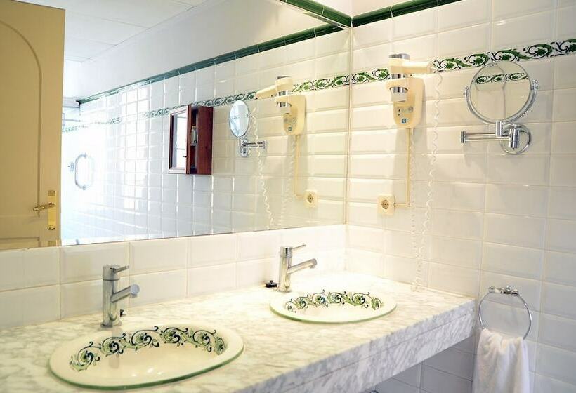 标准间, Termes La Garriga