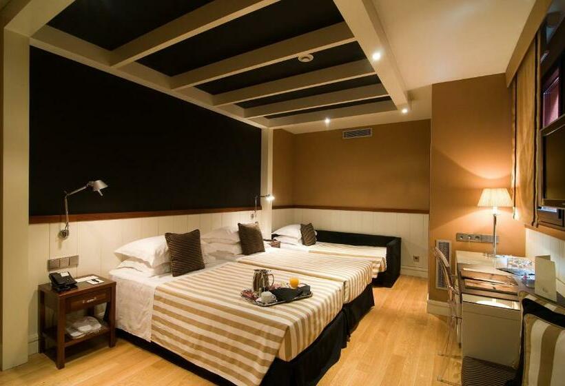 스탠다드 트리플 룸, U232