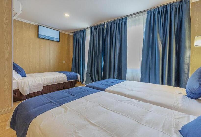 חדר סטנדרט לשלושה, Vila Calella