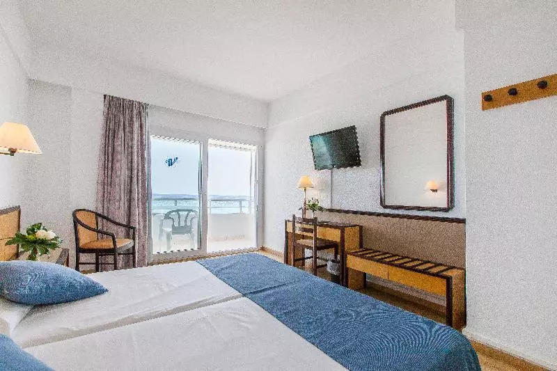 Quarto standard vista mar lateral, Voramar