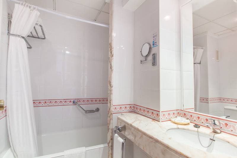 스탠다드 룸 측면 바다 전망, Voramar