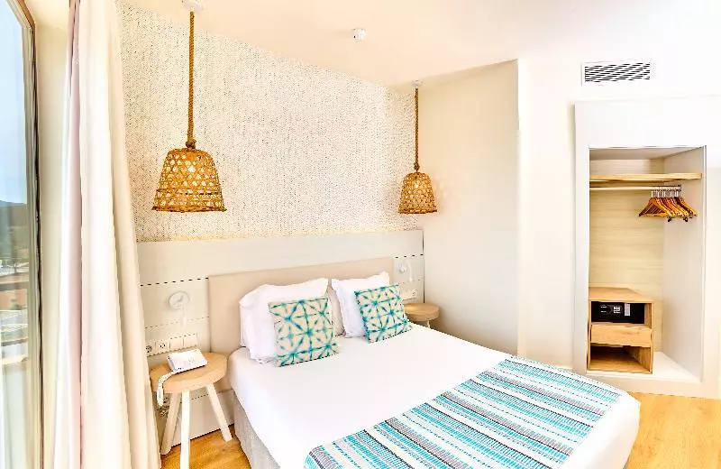 Comfort-huone, Leonardo Royal Hotel Ibiza Santa Eulalia
