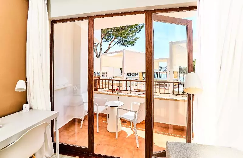 Comfort-huone, Leonardo Royal Hotel Ibiza Santa Eulalia