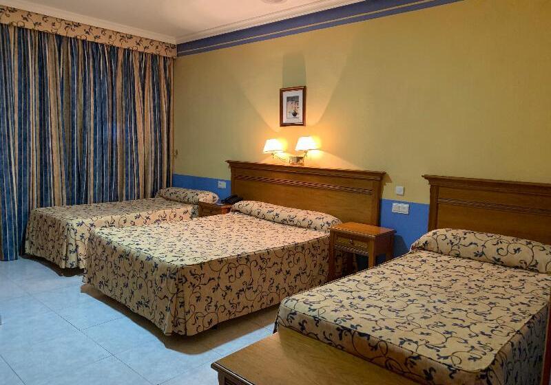 اتاق سوپریور با چشم‌انداز دریا, Leonardo Royal Hotel Ibiza Santa Eulalia