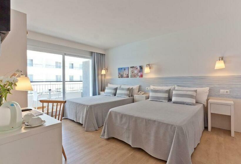 四人豪华间, Fergus Club Pineda Splash