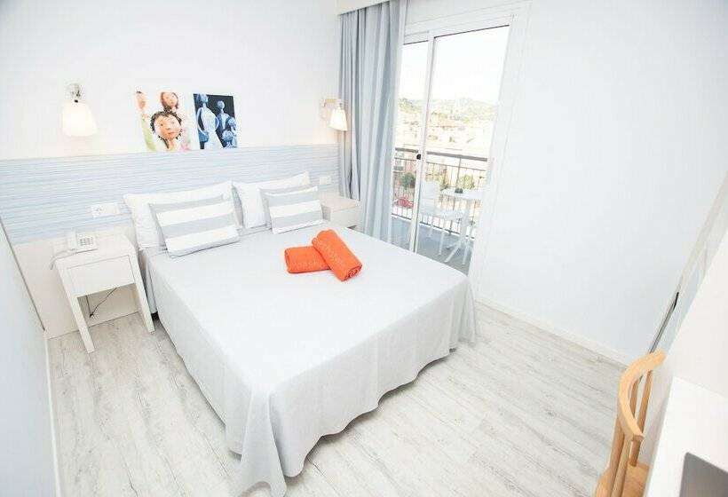 家庭套房, Fergus Club Pineda Splash