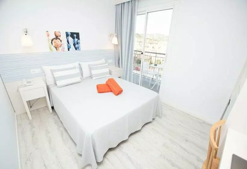 سوییت خانوادگی, Fergus Club Pineda Splash