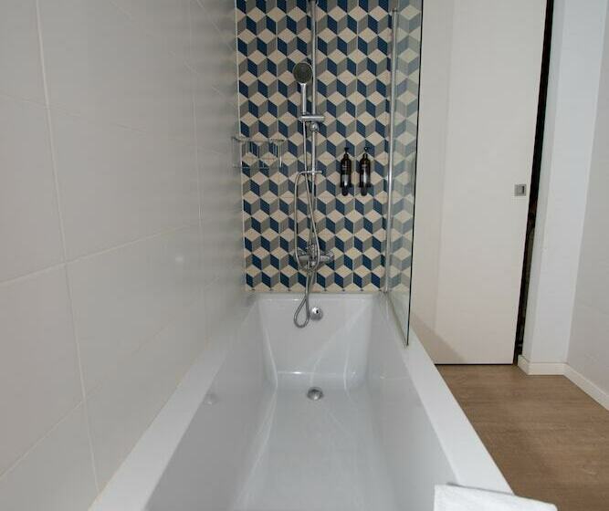 家庭套房, Fergus Club Pineda Splash