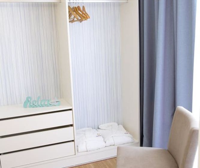 家庭间, Fergus Club Pineda Splash