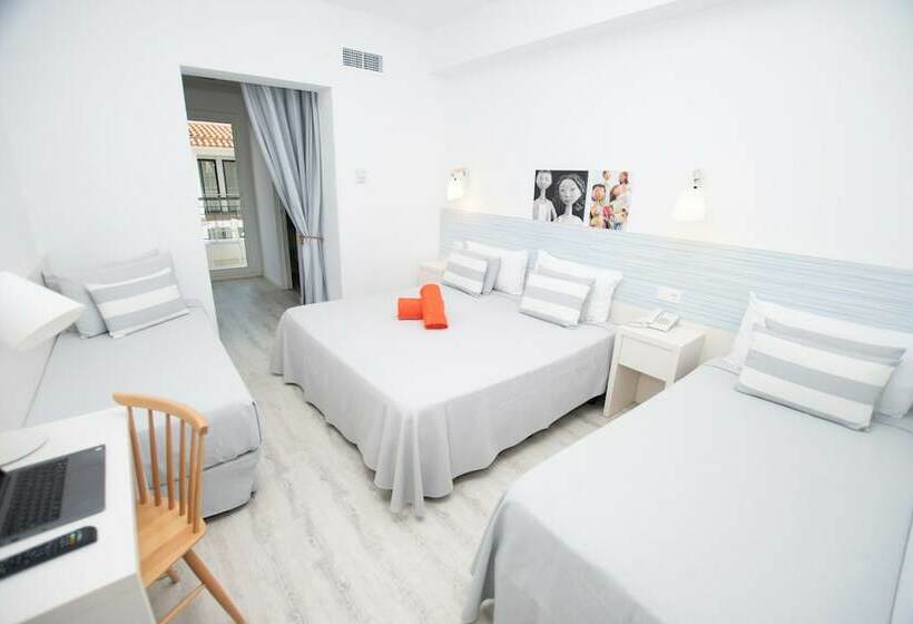 家庭间, Fergus Club Pineda Splash