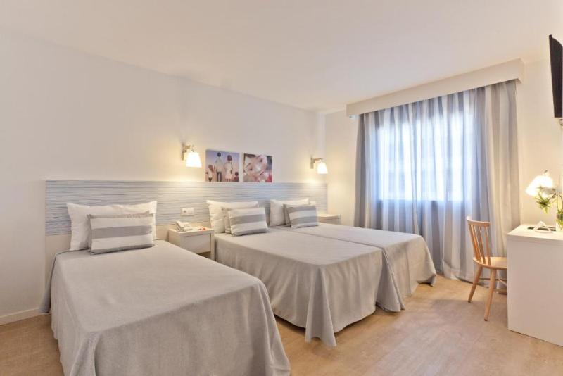 Chambre Triple Standard, Fergus Club Pineda Splash