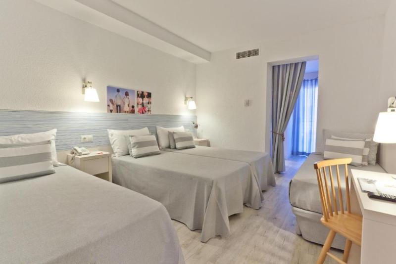 غرفة عائلية, Fergus Club Pineda Splash