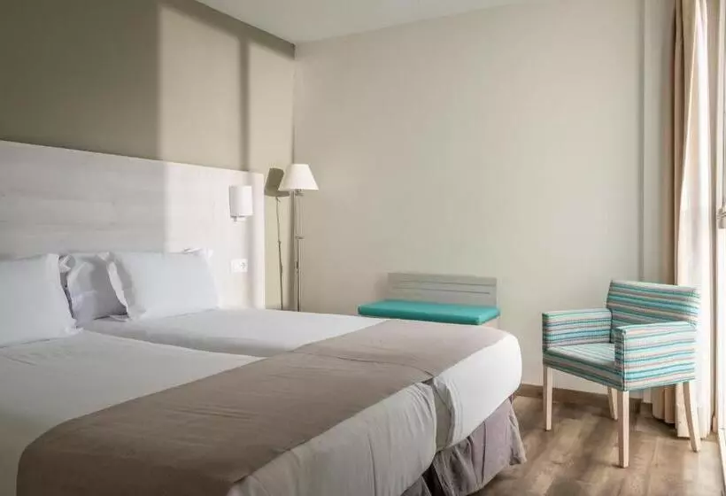 プレミアム２ベッドルームアパート, Apartamentos Vistasol