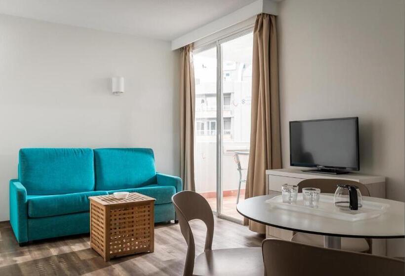 2 Bedroom Premium Apartment, Apartamentos Vistasol