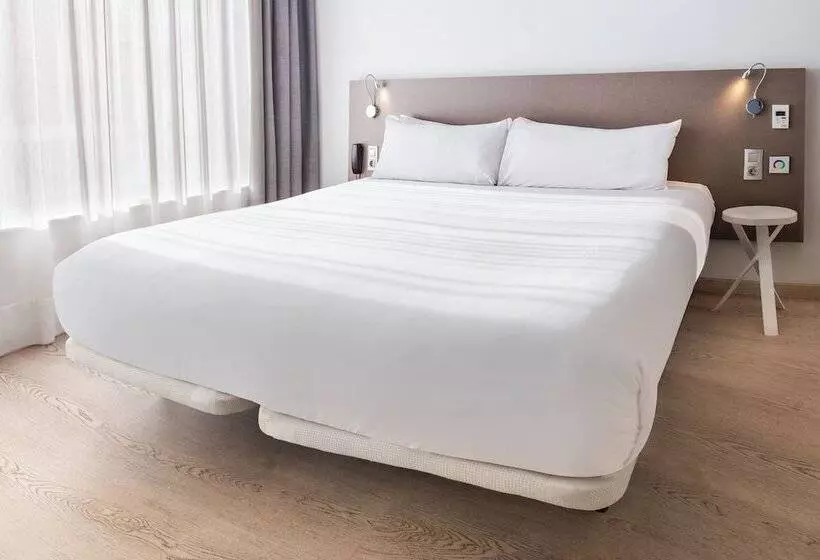 اتاق استاندارد, B&B Hotel Donostia San Sebastián Aeropuerto