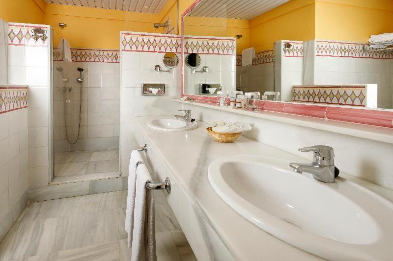 اتاق استاندارد, AZZ Guadacorte - Campo de Gibraltar