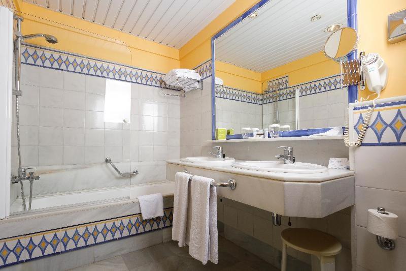 اتاق استاندارد, AZZ Guadacorte - Campo de Gibraltar