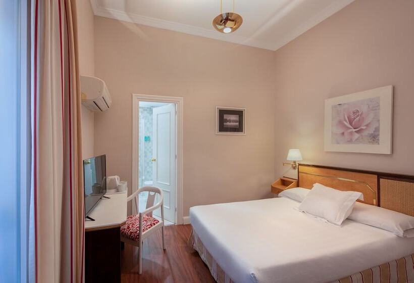 اتاق کلاسیک یک تخته, Anacapri