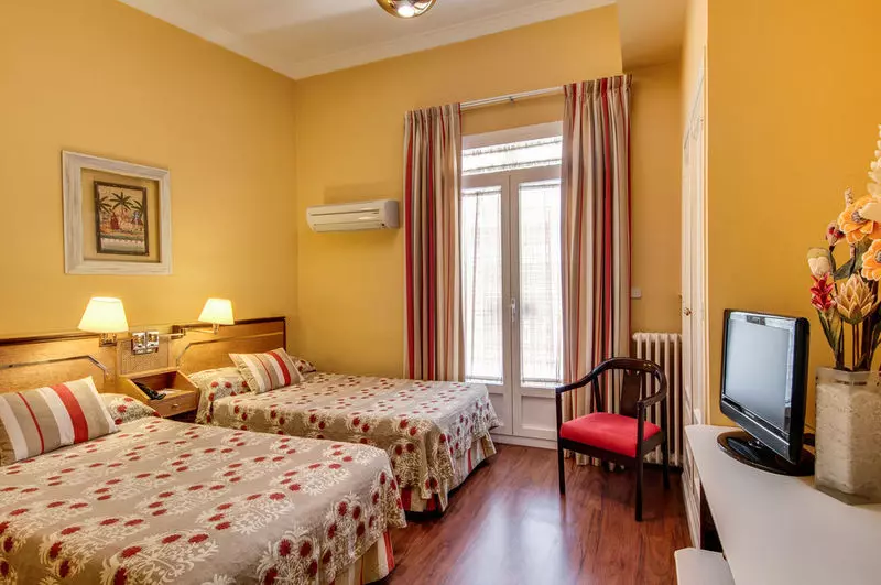 اتاق استاندارد سه نفره, Anacapri