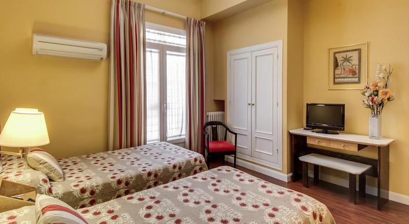 اتاق استاندارد سه نفره, Anacapri