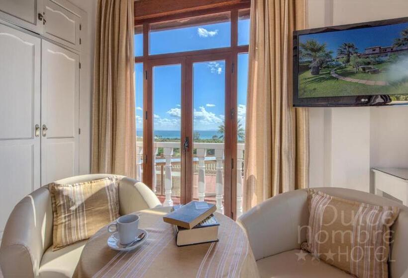 Suite met Uitzicht op Zee, Dulce Nombre