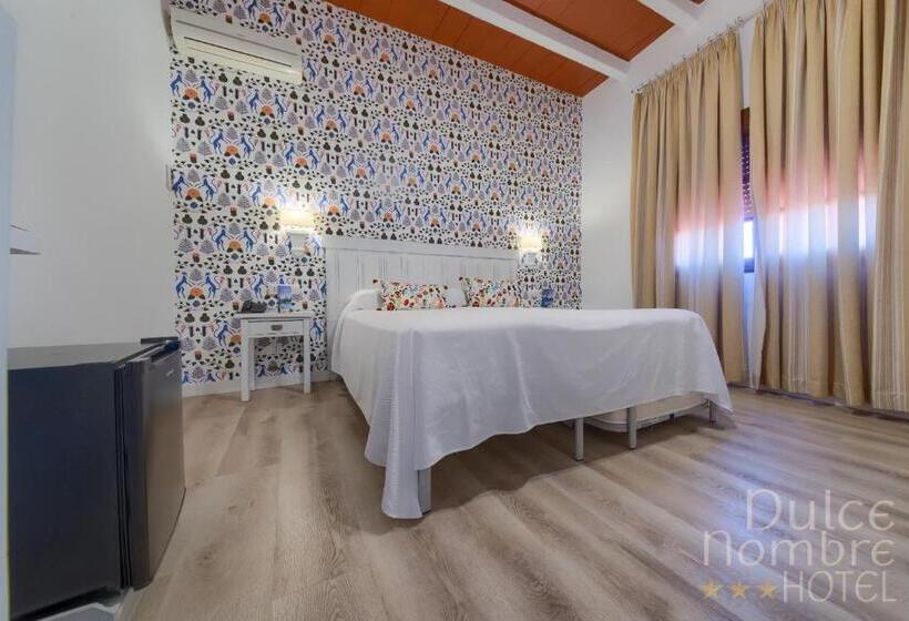 Quarto superior, Dulce Nombre